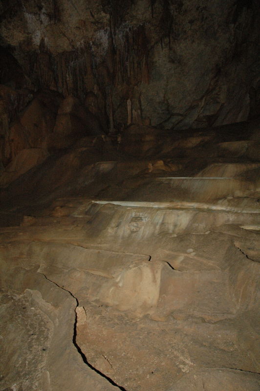 Фотографии -> Поездки -> Отпуск в Крыму (28 июня - 26 июля 2008) ->  Мраморная пещера -> Мраморная пещера - 045