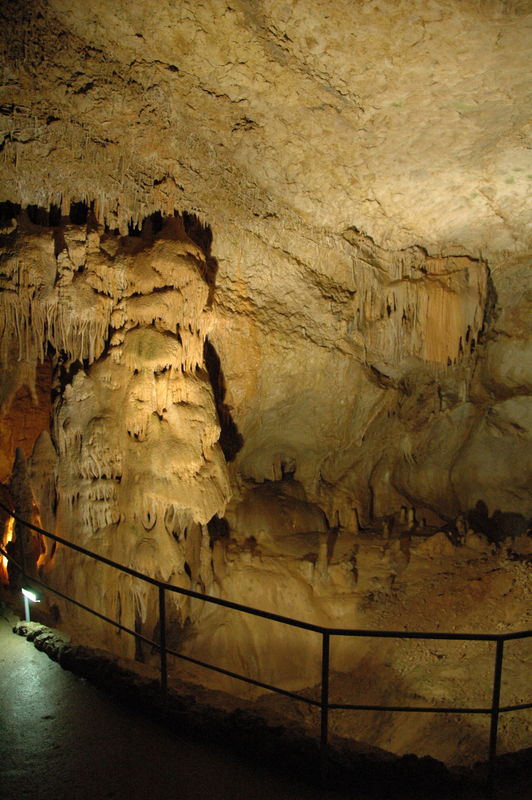 Фотографии -> Поездки -> Отпуск в Крыму (28 июня - 26 июля 2008) ->  Мраморная пещера -> Мраморная пещера - 054