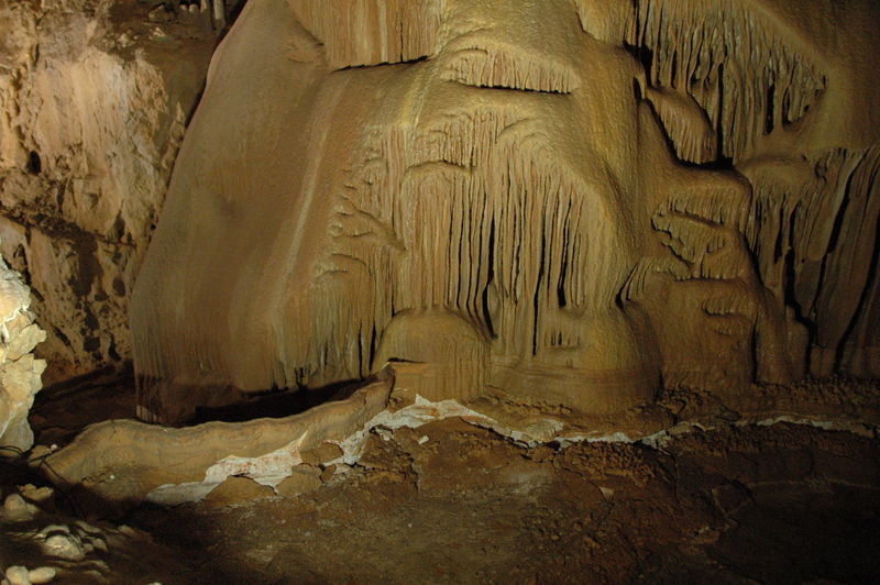 Фотографии -> Поездки -> Отпуск в Крыму (28 июня - 26 июля 2008) ->  Мраморная пещера -> Мраморная пещера - 062