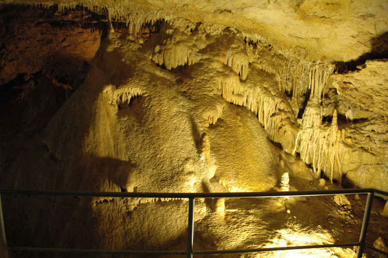 Фотографии -> Поездки -> Отпуск в Крыму (28 июня - 26 июля 2008) ->  Мраморная пещера -> Мраморная пещера - 074
