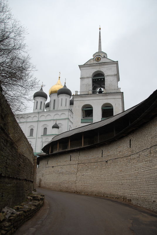 Фотографии -> Поездки -> Поездка в Великий Новгород и Псков (21-22 декабря 2006) ->  Псков -> Псков - 020