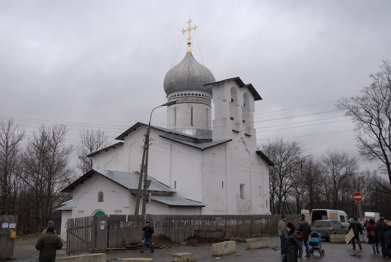 Фотографии -> Поездки -> Поездка в Великий Новгород и Псков (21-22 декабря 2006) ->  Псков -> Псков - 075