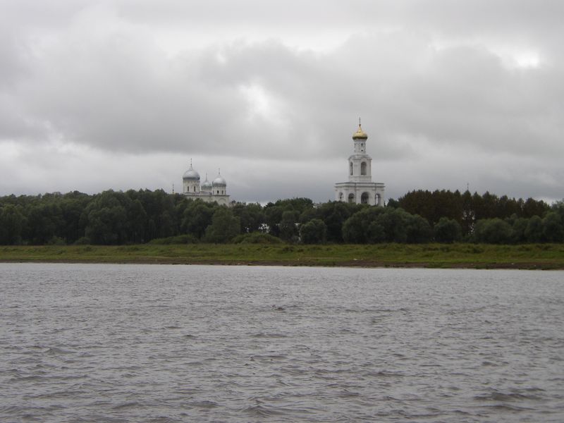Фотографии -> Поездки ->  Поездка в Великий Новгород (25-26 августа 2003) -> Поездка в Великий Новгород (25-26 августа 2003) - 053