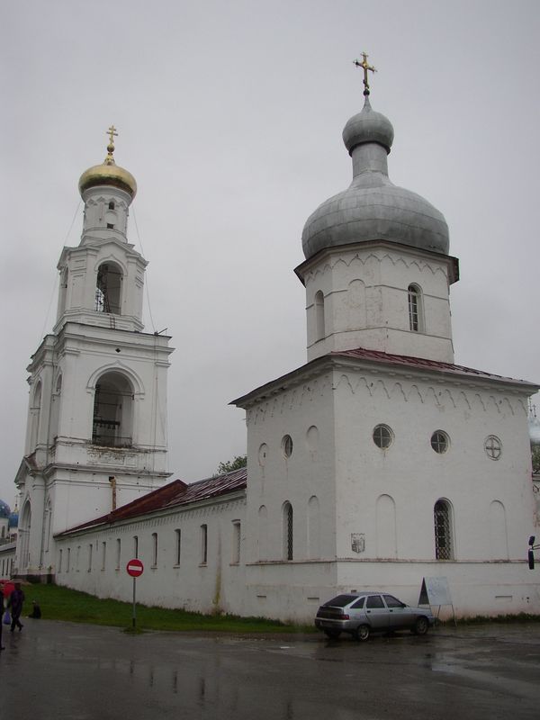 Фотографии -> Поездки ->  Поездка в Великий Новгород (25-26 августа 2003) -> Поездка в Великий Новгород (25-26 августа 2003) - 081