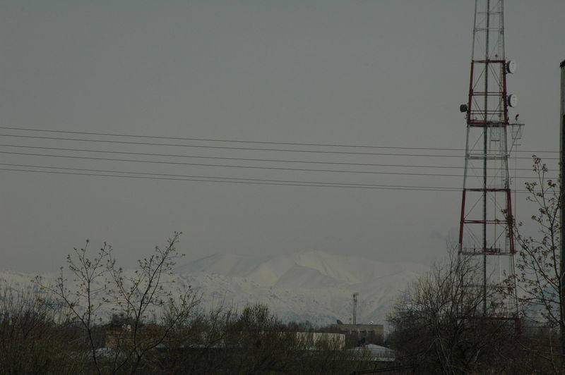 Фотографии -> Поездки ->  Поездка в Ташкент (18-24 марта 2009) -> Поездка в Ташкент (18-24 марта 2009) - А там - горы