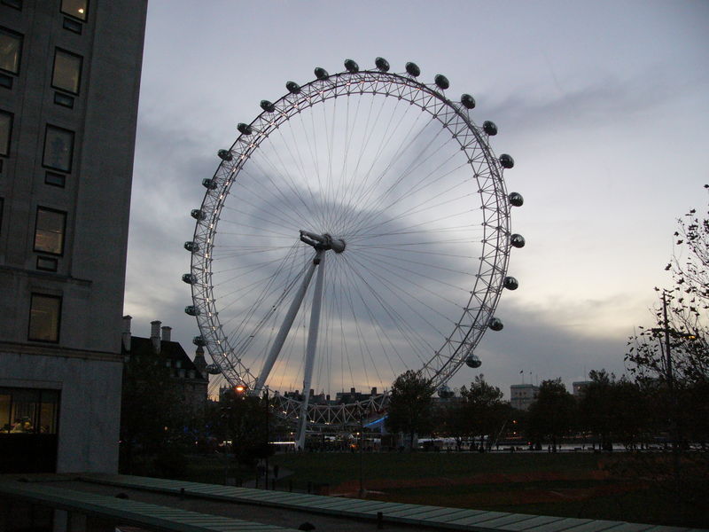 Фотографии -> Поездки -> 2-ая поездка в Англию (14 - 25 ноября 2004) ->  Лондон -> Лондон - 009